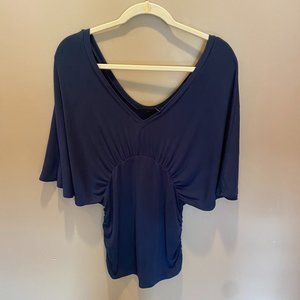 🌟The Limited womens blue bat wing top size M
